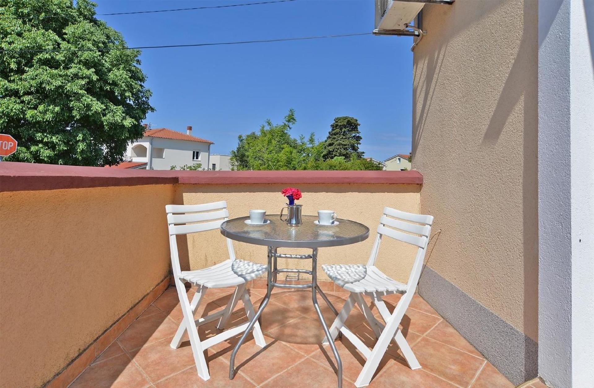 Mit Privatpool Fuer 4 Personen Ca 30 Qm In Pula, Istrien Istrische Riviera *